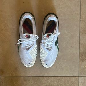 Nike Vapor tennis shoes 10 wore once